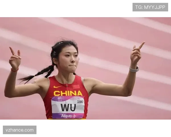 吴艳妮赛前喝的不是水,是半杯浓缩黑咖啡配蛋白粉 吴艳妮赛前喝的不是水,是半杯浓缩黑咖啡配蛋白粉