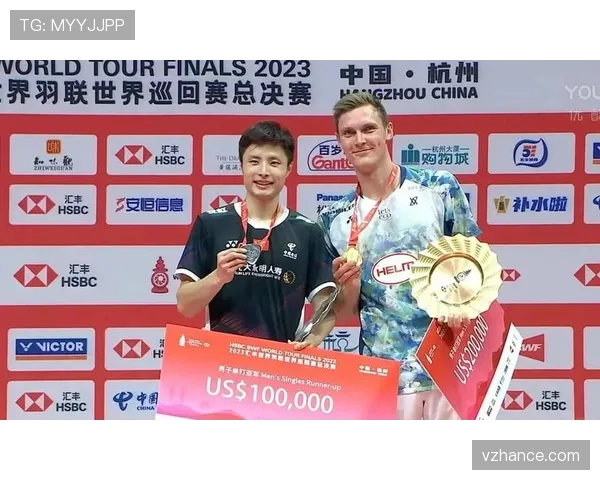 安赛龙训练间全是高档补给,隔壁队友羡慕得直流口水 安赛龙训练间全是高档补给,隔壁队友羡慕得直流口水